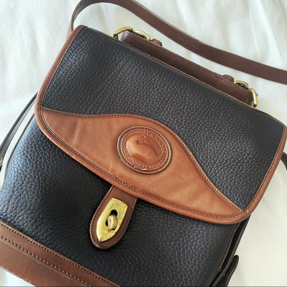 Vintage Dooney and Bourke Carrier Bag